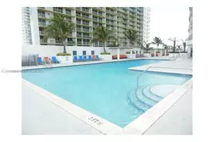 1750 N Bayshore Dr, Miami, FL 33132 - Photo 21