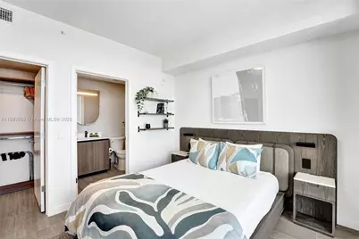 580 72nd St #904, Miami Beach, FL 33141 - Photo 9