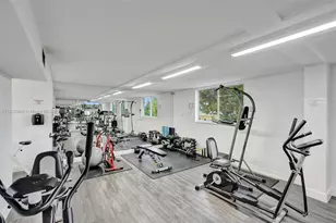 1251 NE 108th St, Miami, FL 33161 - Photo 47