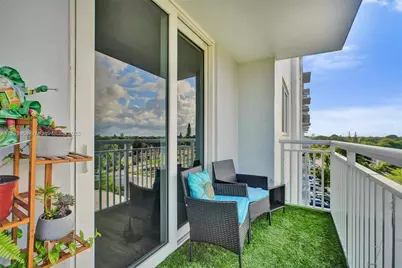 1251 NE 108th St #610, Miami, FL 33161 - Photo 15