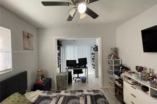 1854 Lauderdale Manor Dr, Fort Lauderdale, FL 33311 - Photo 9