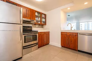 555 NE 15th St, Miami, FL 33132 - Photo 5