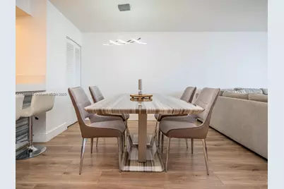 555 NE 15th St #26E, Miami, FL 33132 - Photo 9