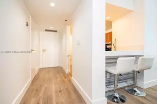 555 NE 15th St, Miami, FL 33132 - Photo 23