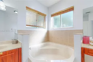 1922 SE 22nd Ct, Homestead, FL 33035 - Photo 17