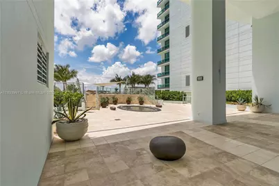 900 Biscayne Blvd #4412, Miami, FL 33132 - Photo 35