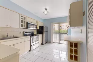 5490 W 21st Ct, Hialeah, FL 33016 - Photo 21