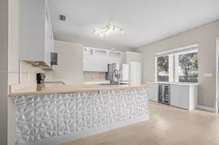 2821 Augusta Dr, Homestead, FL 33035 - Photo 9