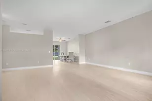 2821 Augusta Dr, Homestead, FL 33035 - Photo 3