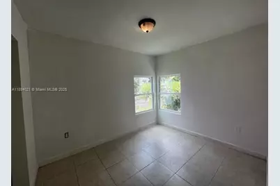 1036 NW 64th St, Miami, FL 33150 - Photo 7
