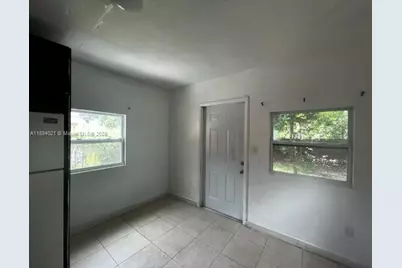 1036 NW 64th St, Miami, FL 33150 - Photo 3