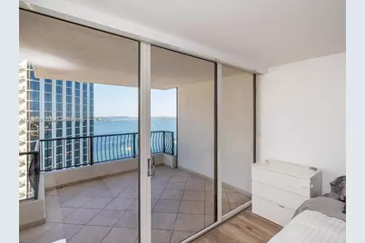 555 NE 15th St #26E, Miami, FL 33132 - Photo 25