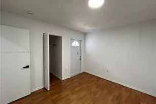 8725 SW 158th Pl, Miami, FL 33193 - Photo 27