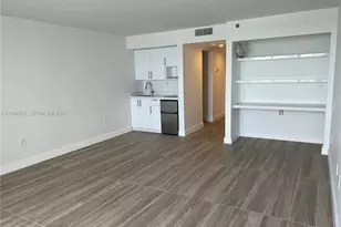 555 NE 15th St, Miami, FL 33132 - Photo 3