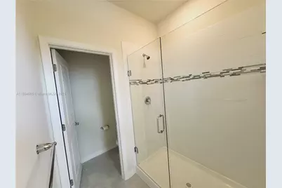 2820 Troubadour St, Palm Springs, FL 33406 - Photo 13