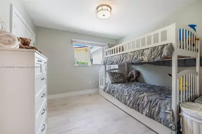 6560 SW 26th St, Miami, FL 33155 - Photo 9