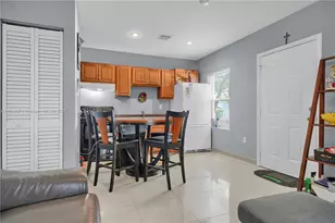 2155 NW 28th St, Miami, FL 33142 - Photo 11