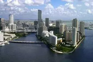 540 Brickell Key Dr, Miami, FL 33131 - Photo 29