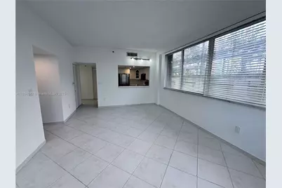 540 Brickell Key Dr #302, Miami, FL 33131 - Photo 5