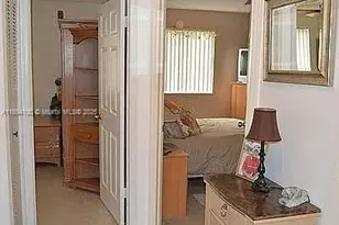 5920 York Ln, Davie, FL 33331 - Photo 17