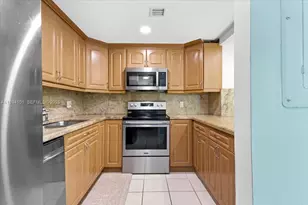 9450 Live Oak Pl, Davie, FL 33324 - Photo 13