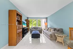 9450 Live Oak Pl, Davie, FL 33324 - Photo 9