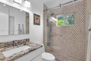 1030 Johnson St, Hollywood, FL 33019 - Photo 19