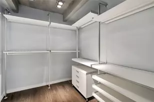 1749 NE Miami Ct, Miami, FL 33132 - Photo 27