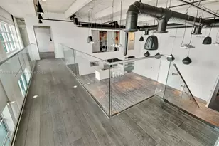 1749 NE Miami Ct, Miami, FL 33132 - Photo 15