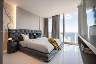 300 Biscayne Boulevard Way #4105W, Miami, FL 33131 - Photo 17