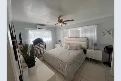 350 75th St #202, Miami Beach, FL 33141 - Photo 15
