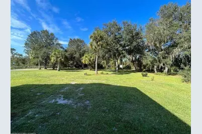 343 Ellison Ave, Lake Placid, FL 33852 - Photo 17