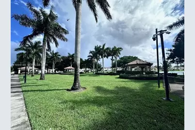 3364 W 90th St, Hialeah, FL 33018 - Photo 41