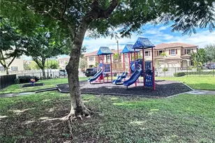 3364 W 90th St, Hialeah, FL 33018 - Photo 39