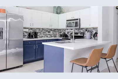 3364 W 90th St, Hialeah, FL 33018 - Photo 15