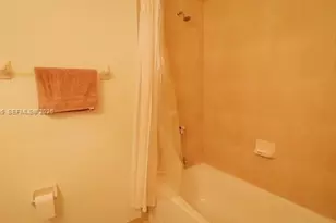 3364 W 90th St, Hialeah, FL 33018 - Photo 25