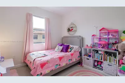 3364 W 90th St, Hialeah, FL 33018 - Photo 35