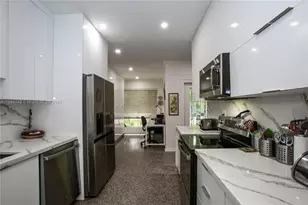 8031 SW 98th Terrace, Miami, FL 33156 - Photo 9