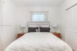 1015 NE 119th St, Biscayne Park, FL 33161 - Photo 27