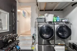 1015 NE 119th St, Biscayne Park, FL 33161 - Photo 37