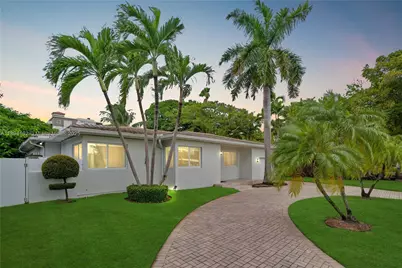 12932 Ixora Rd, North Miami, FL 33181 - Photo 1