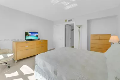 19101 NE 36th Ct #701, Aventura, FL 33180 - Photo 27