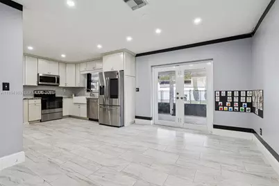 9360 NW 33rd Mnr, Sunrise, FL 33351 - Photo 17