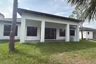 241 Pembroke Dr, Port Charlotte, FL 33954 - Photo 5