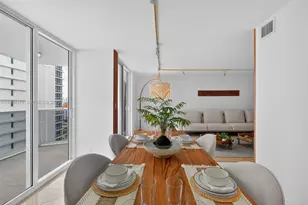 2401 Collins Ave, Miami Beach, FL 33140 - Photo 9