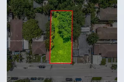 1376 NW 32nd St, Miami, FL 33142 - Photo 1