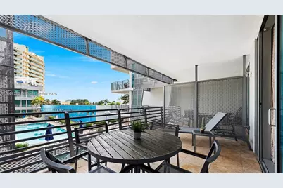 1437 Collins Ave #327, Miami Beach, FL 33139 - Photo 19