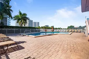 3161 S Ocean Dr, Hallandale Beach, FL 33009 - Photo 43