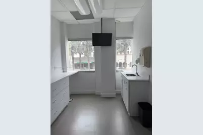 299 Alhambra Cir #211, Coral Gables, FL 33134 - Photo 9