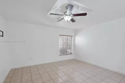 957 NW 132nd Ave W, Miami, FL 33182 - Photo 7